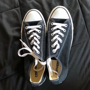 Low Top Converse All Stars